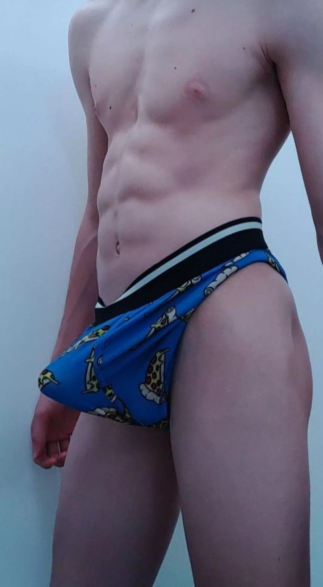 flexing posted by nofacecayce