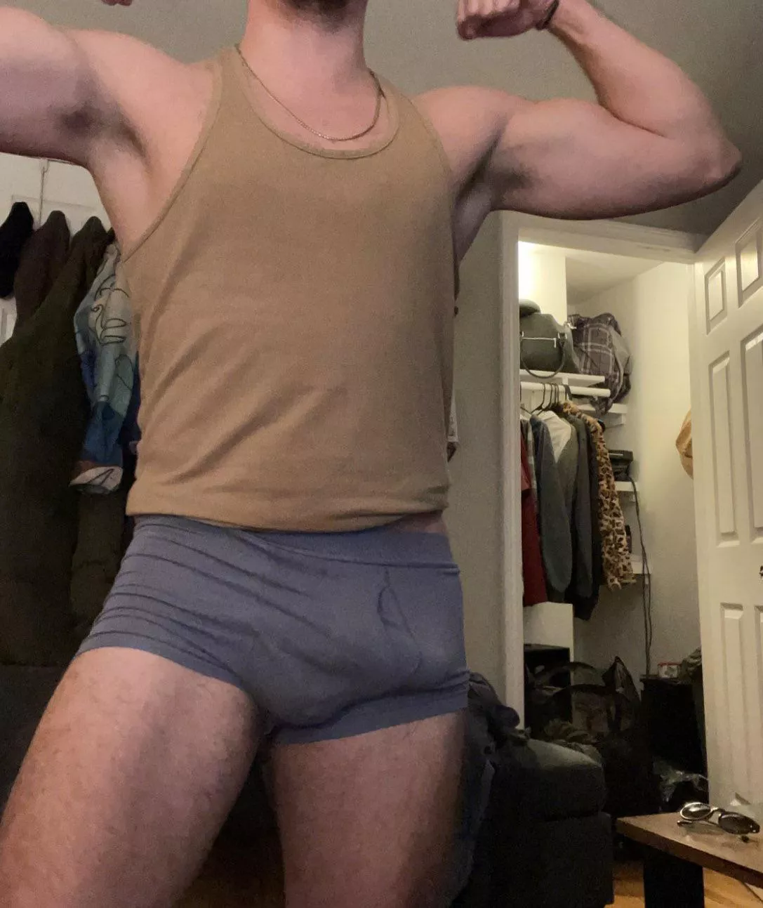 Flexing for you posted by tresorr