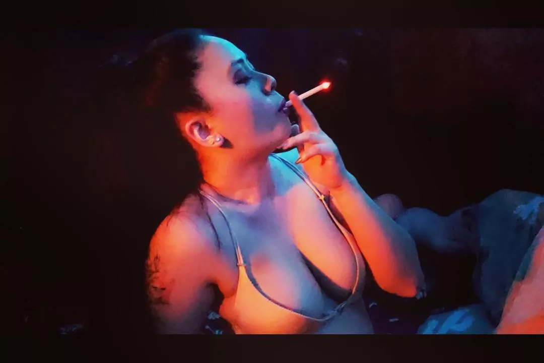 follow me in instagram @smoking_tamtam posted by smoking_tamtam