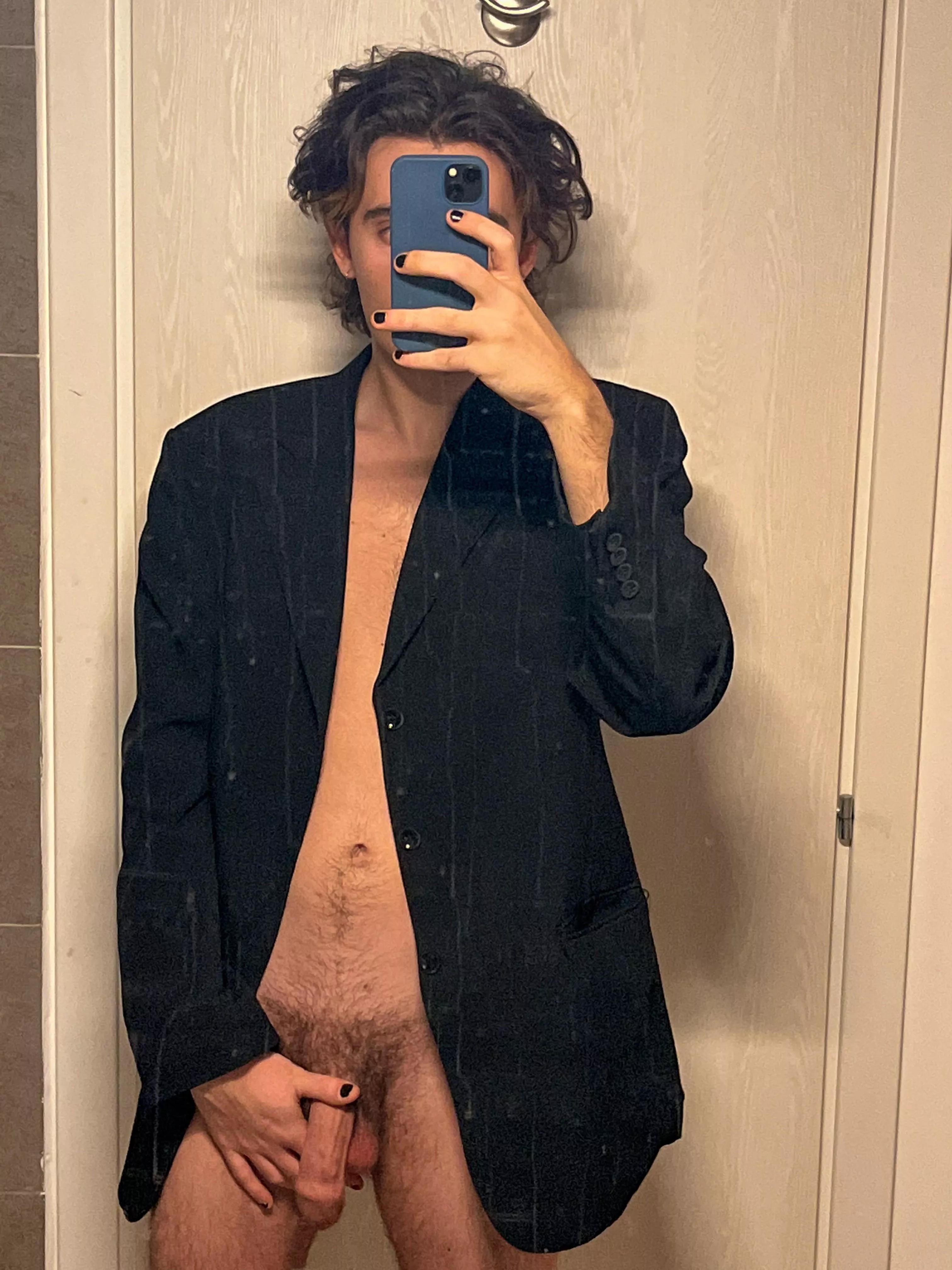 follow me on twitter @_mephisto_d posted by Wide-Secret-4299