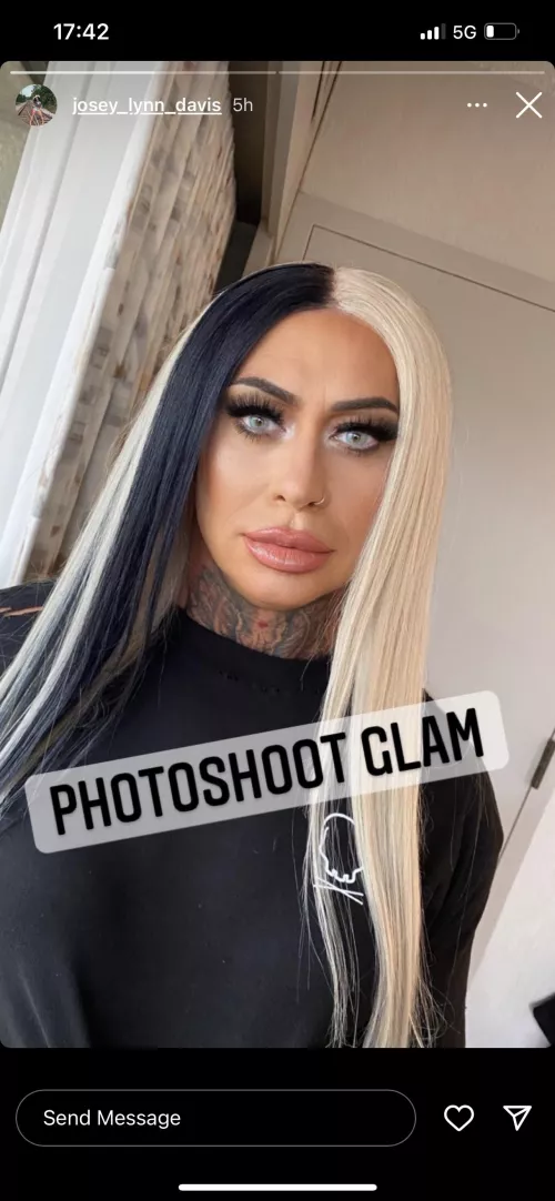 For some reason I find her so sexy! by imatitan85