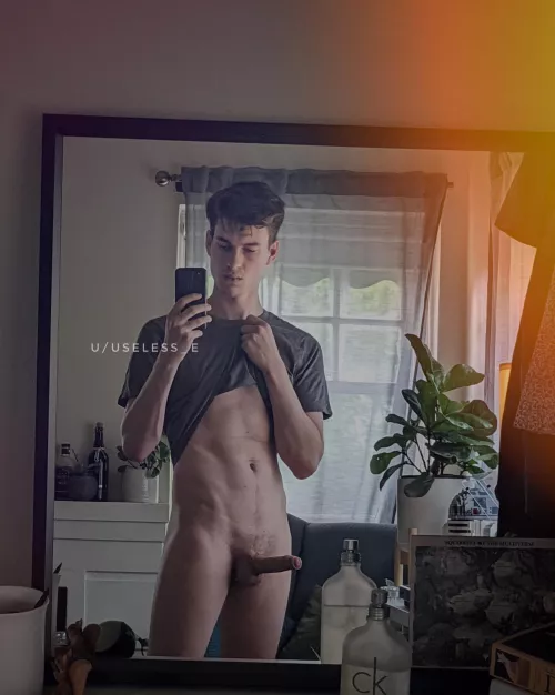 For the 3 people awake to see this x by useless_e