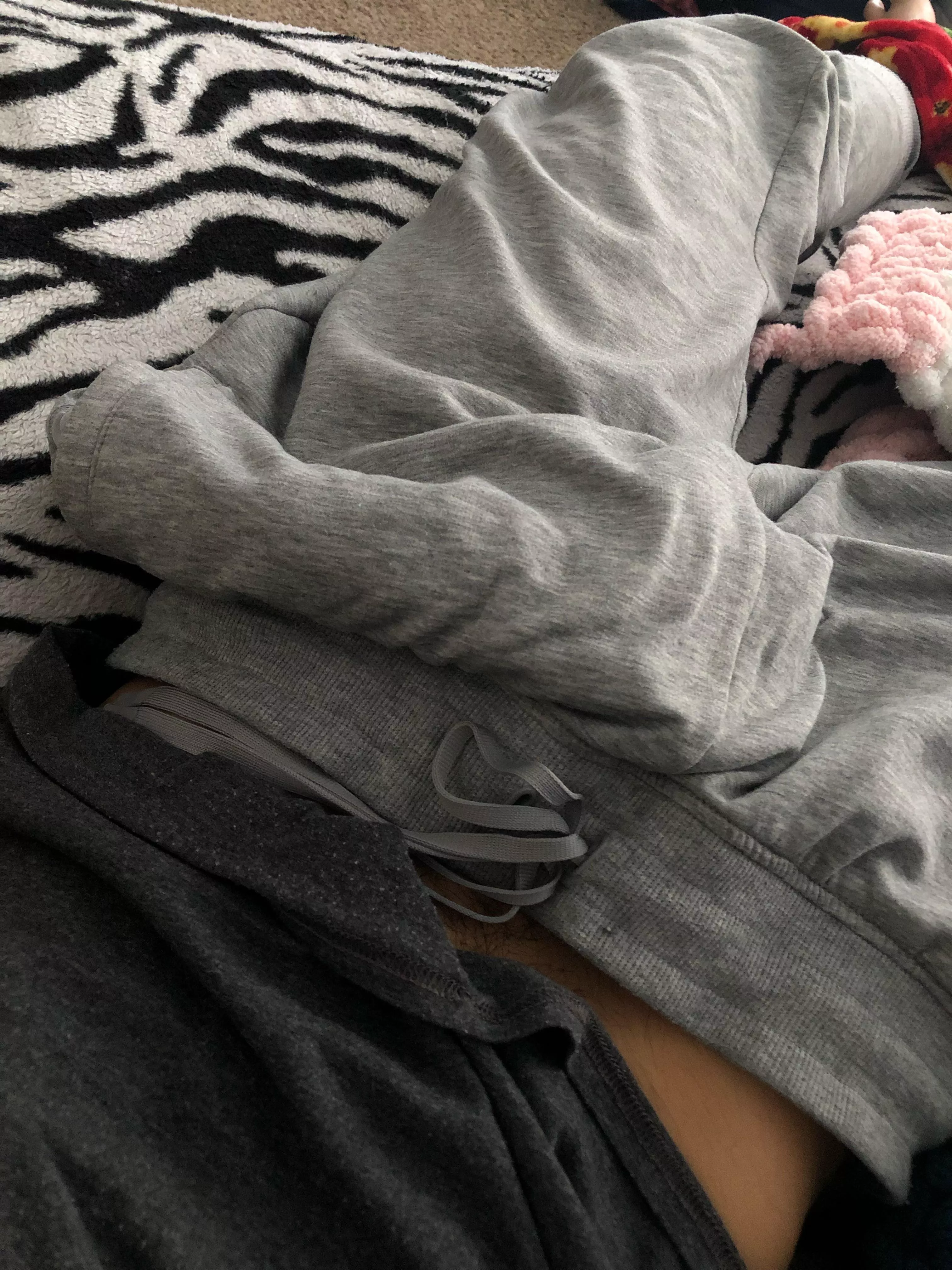 for the 9 that see this outline, Hi posted by Pretzel4U