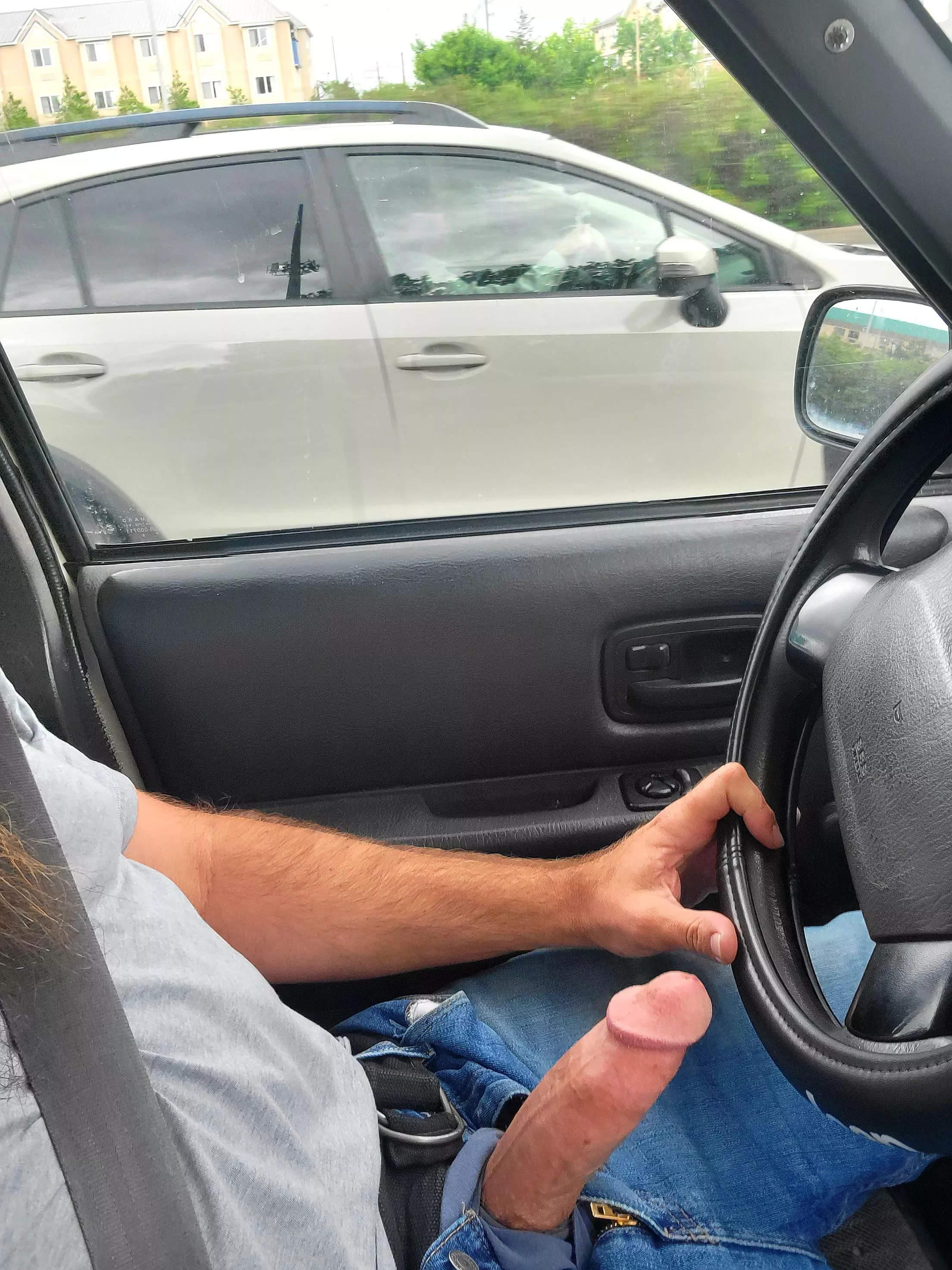 For you own safety, always be aware of your surroundings!!! posted by MrNiCeGuY520