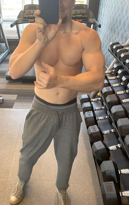 (Fore)armed and ready😎 by Indythrowaway22