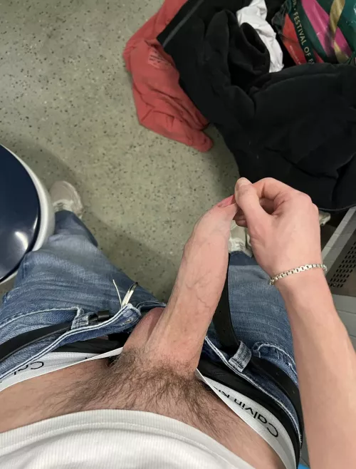 foreskin lovers out there? by zefji