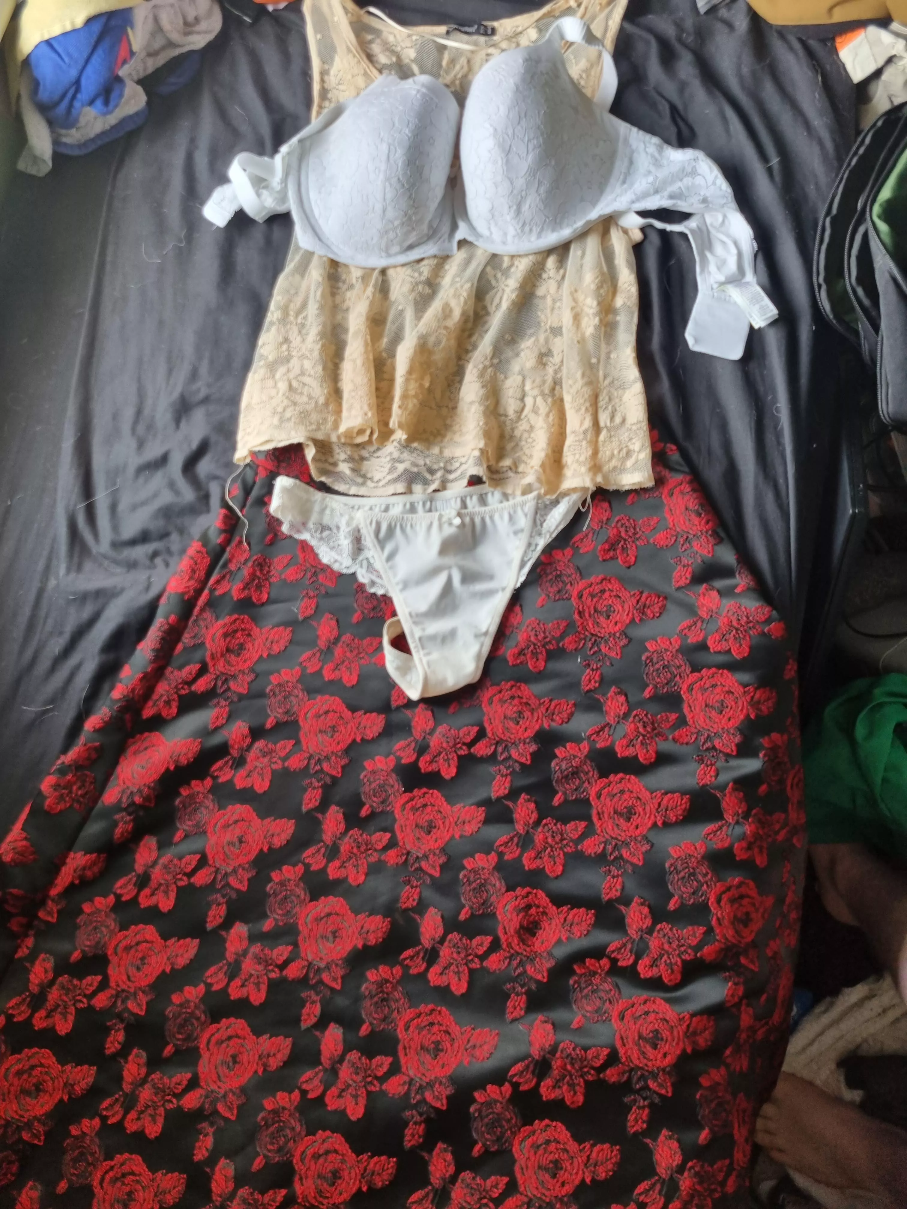 found some of my sisters clothes dm me if you want me to rp as her and send pics posted by wootom45