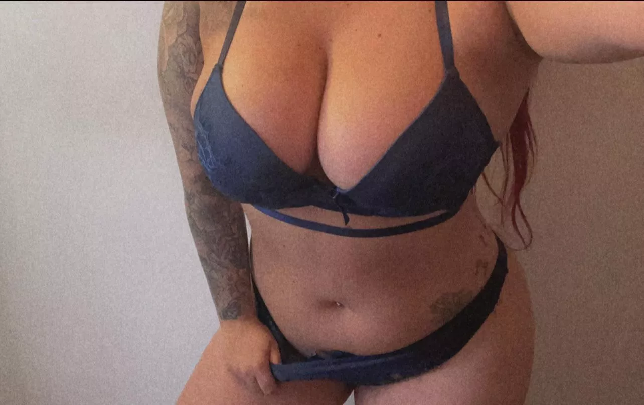 Freaky Friday? Message me 😏 posted by AshhNel13