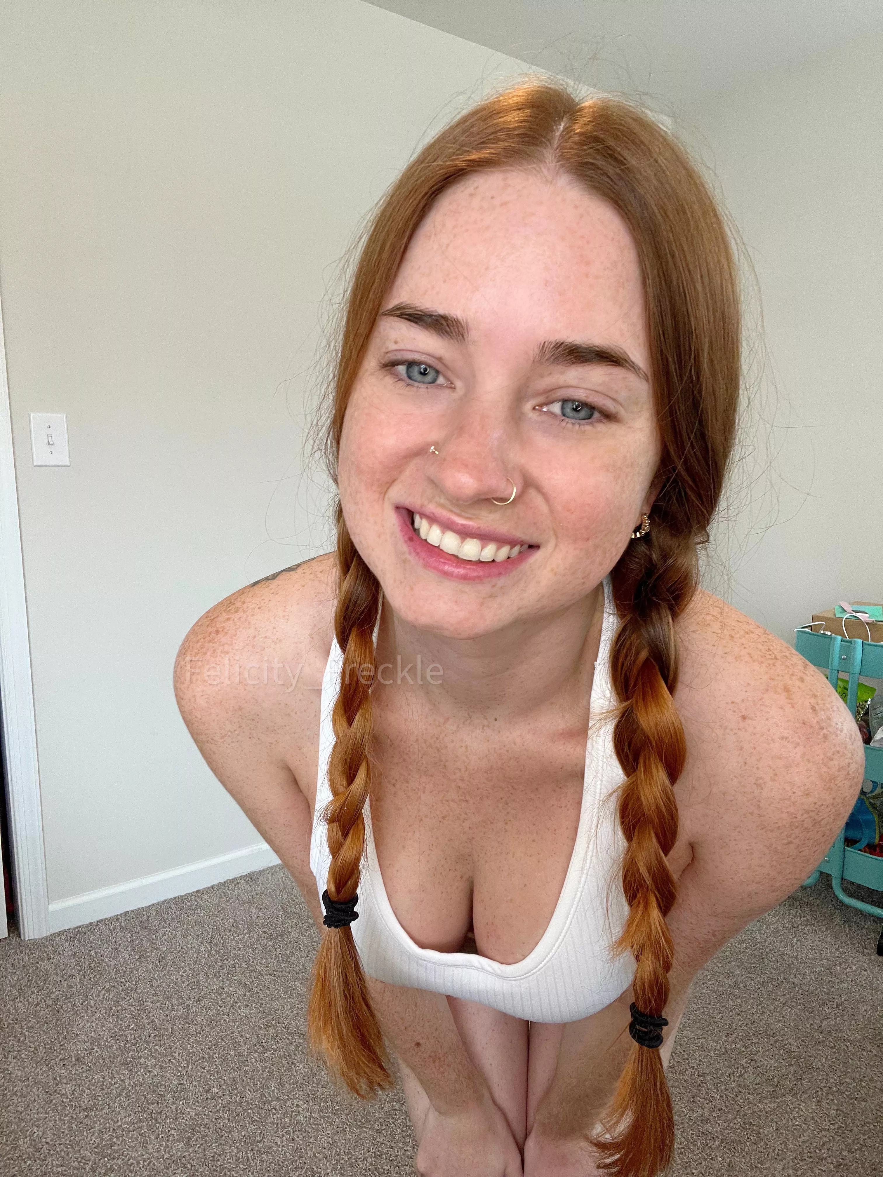 Freckled downblouse ;) posted by Felicity_Freckle
