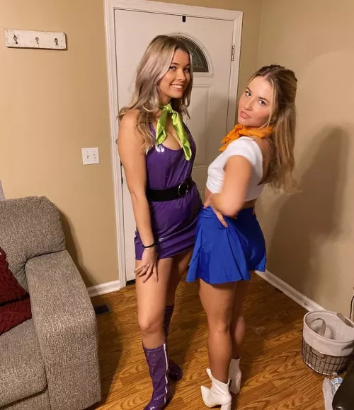 Freddie or Velma? by orwelljay