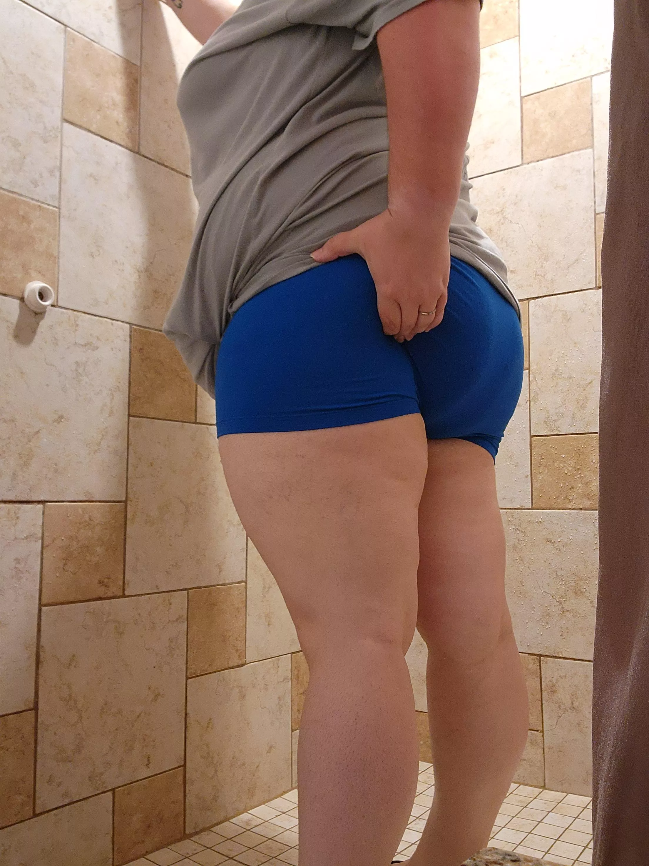 🧡 FREE page, daily pictures postings, dms open, bbw hottie,videos posted also! 🧡 posted by ToMuchInMyMind