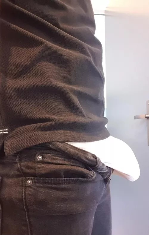 French man soft cock bulge ;) do you like it ? by kabro87