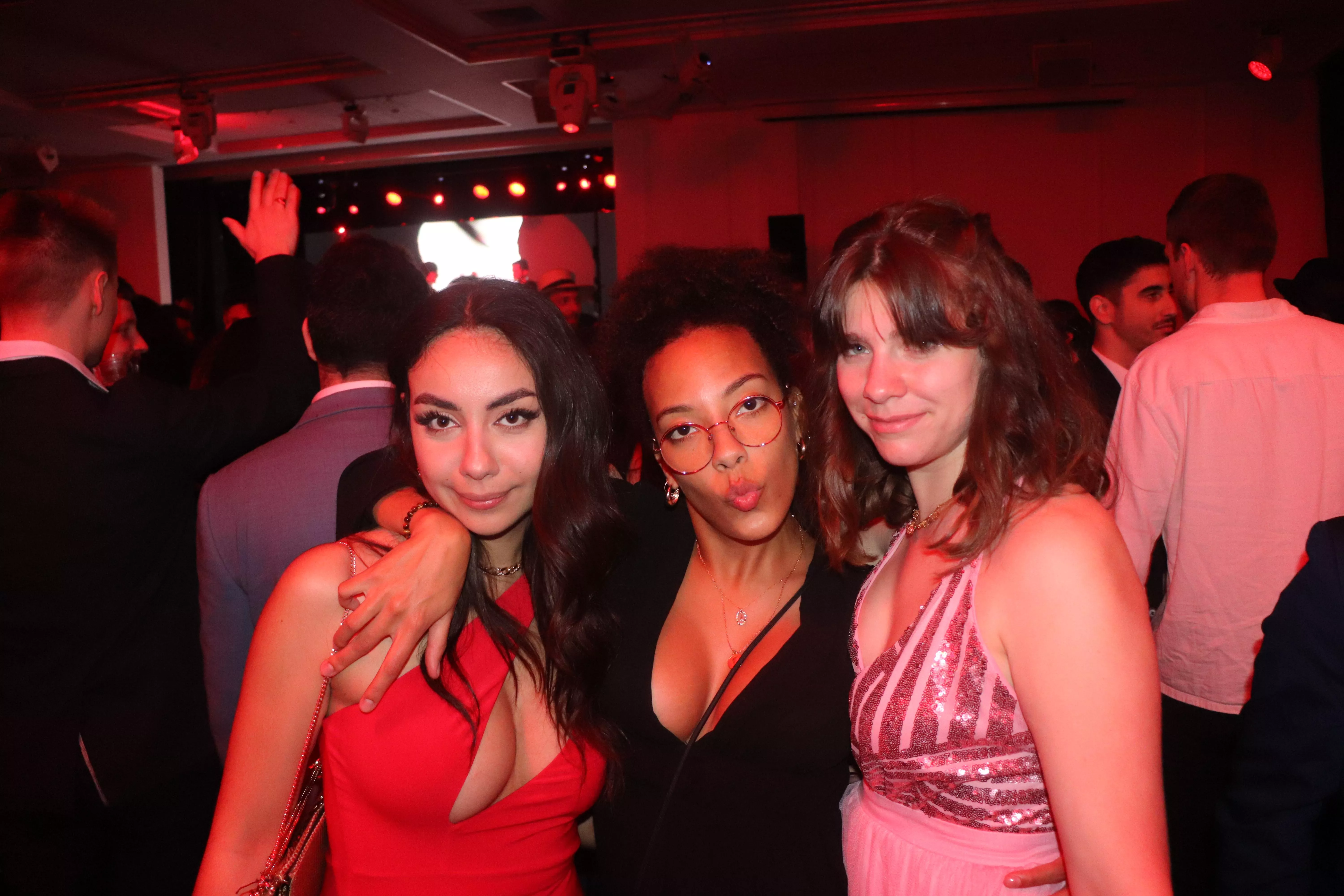 French party girls posted by Cenk_Tosun