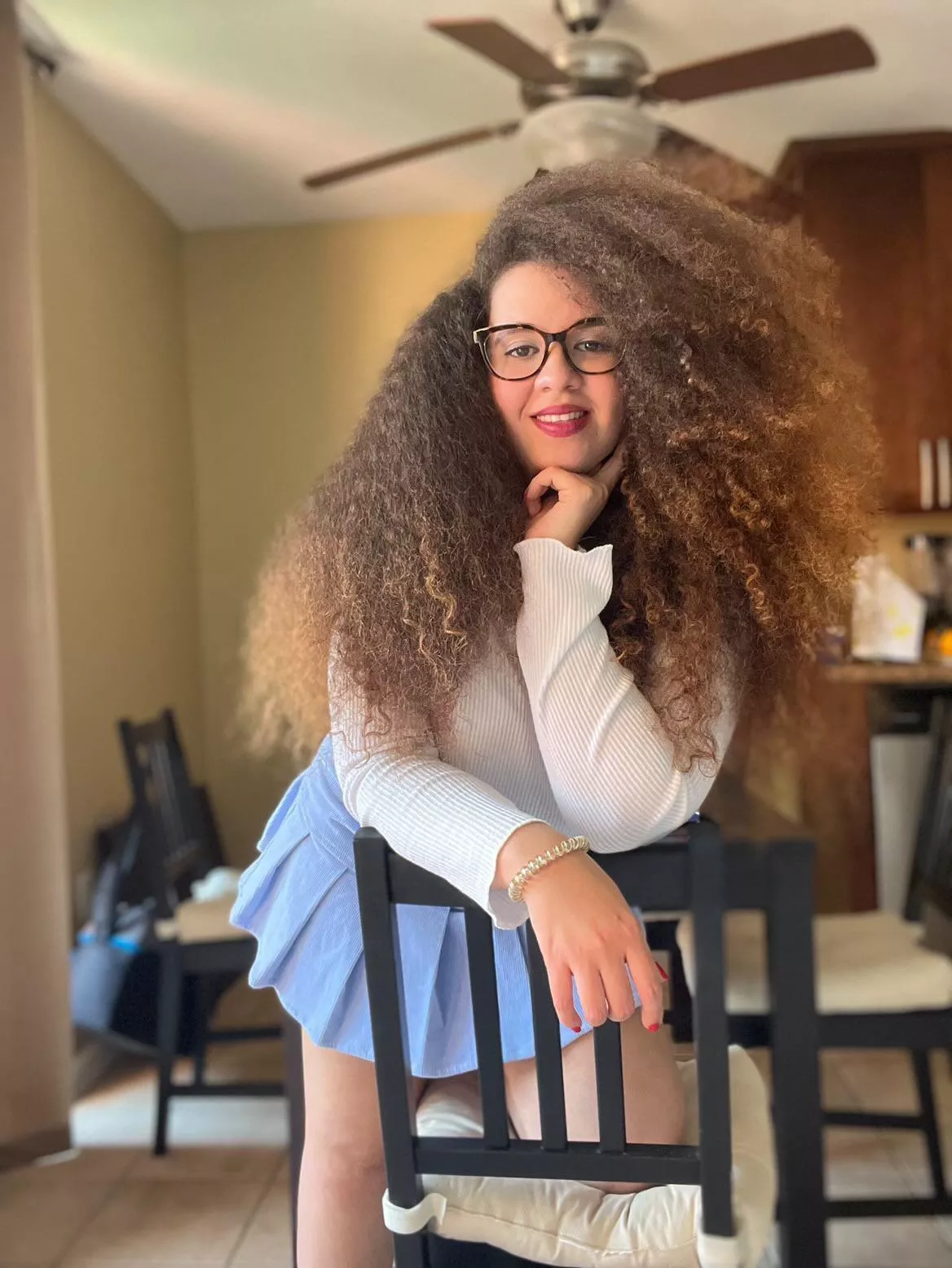 French X Venezuelan (@dayibelr_) IG posted by Hairfan2