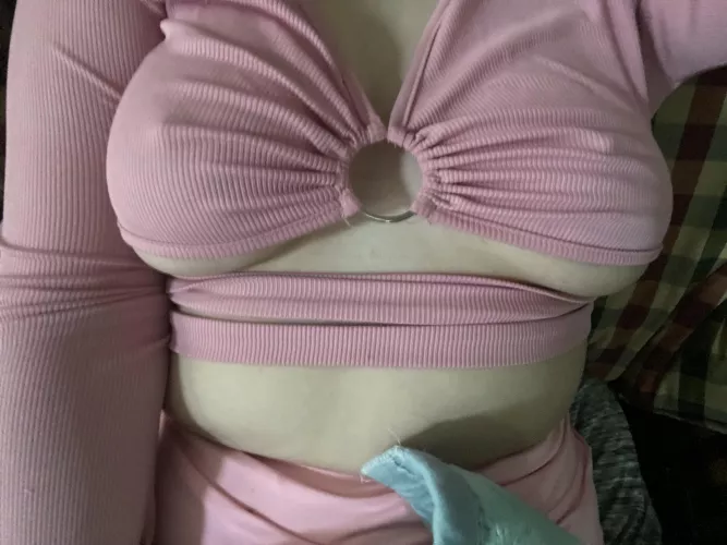 Fresh and ready to let you explore my pussy by violetross