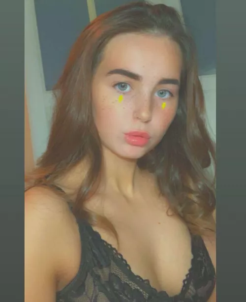 Fresh faced 18 year old Scottish chick😈 by Hornyexposer1