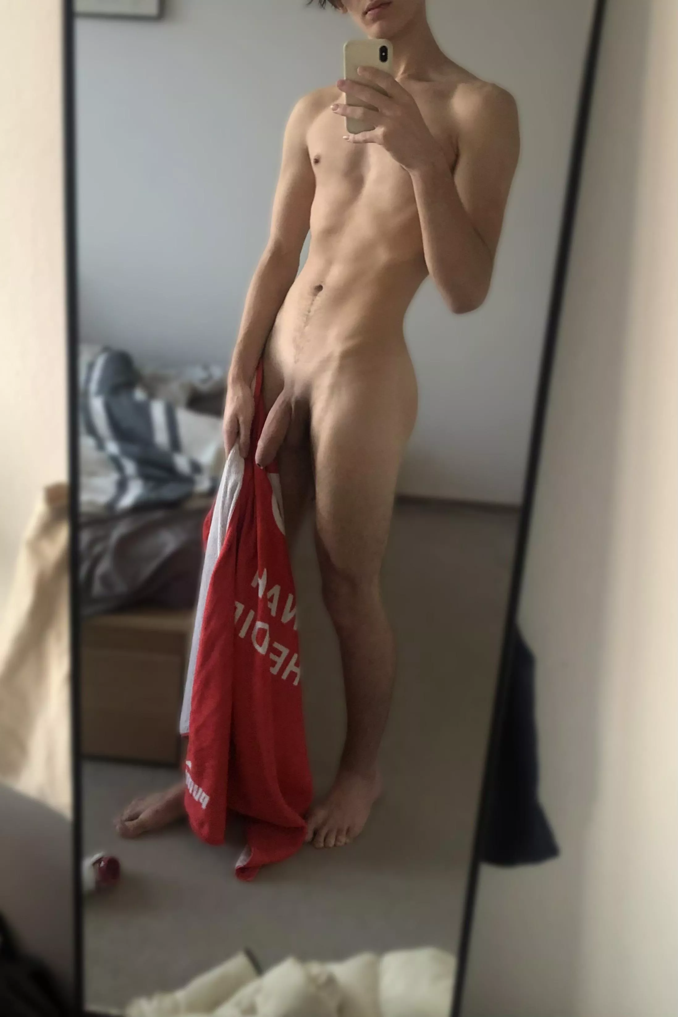 Fresh out of shower posted by luv_Matt