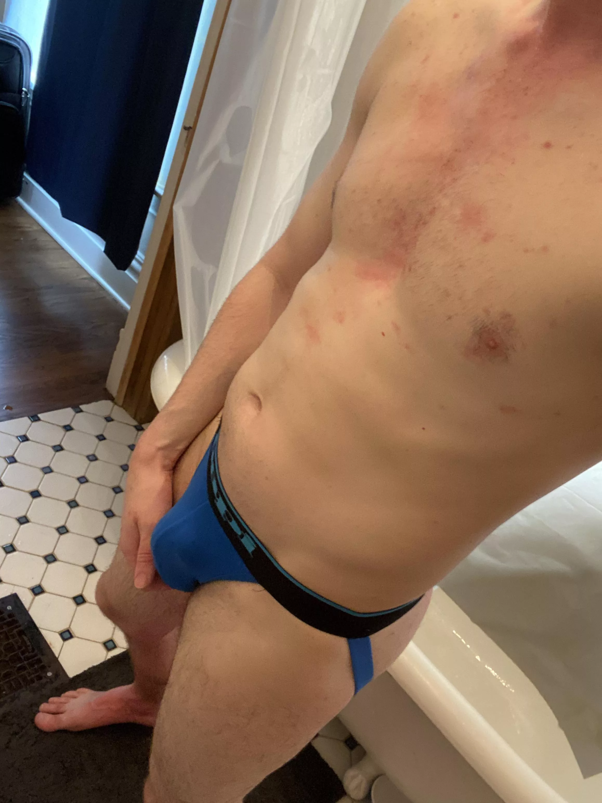 Fresh out of the shower posted by Thomas987100