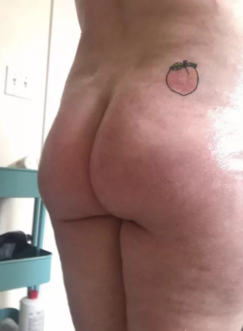 Fresh out of the shower by Junior_Negotiation20