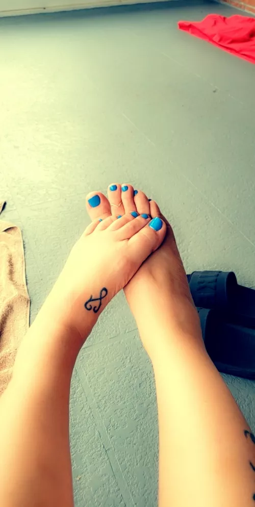 Fresh pedi and chose bright blue again!! I loooove the way it makes my toes and feet look. by Sweetheart_vixen
