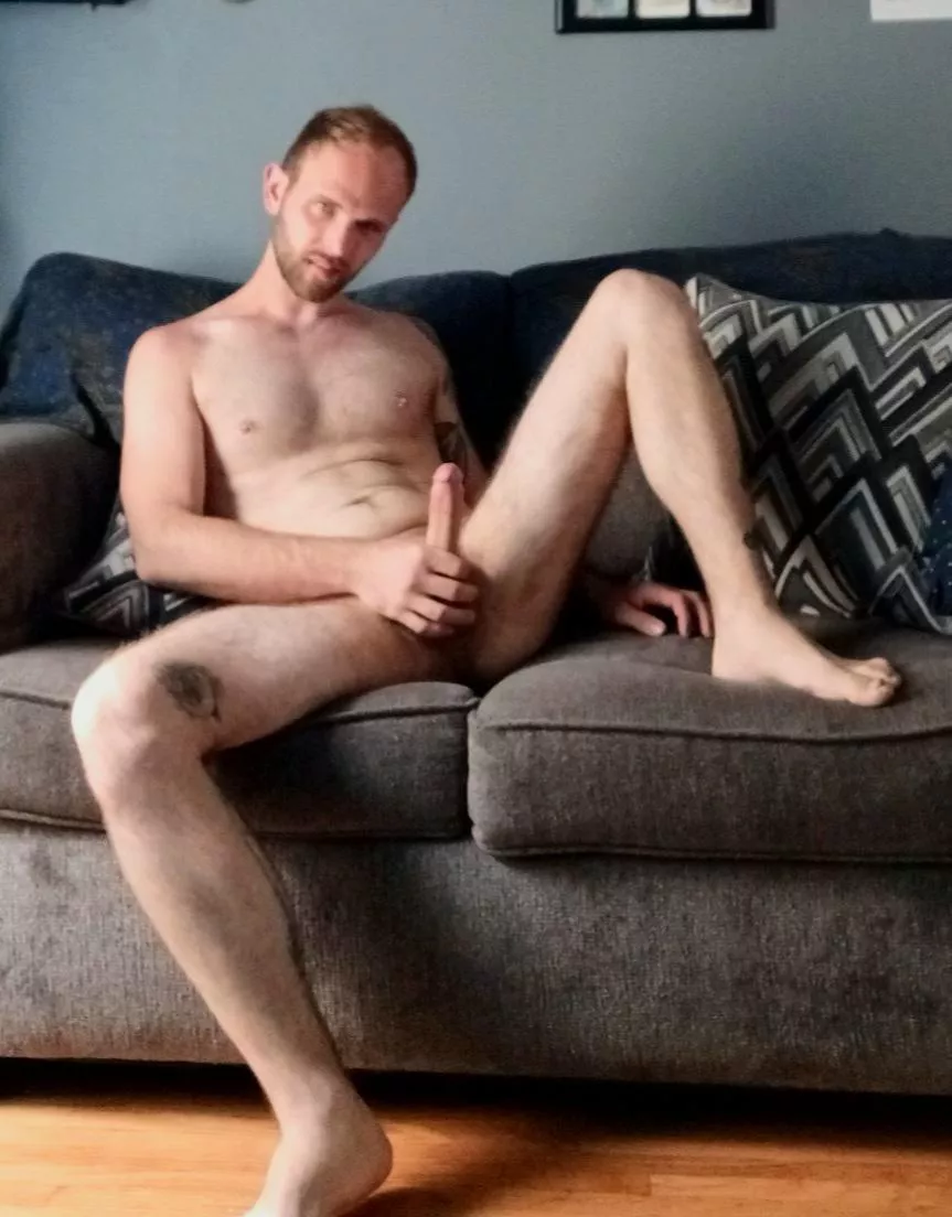 Freshly trimmed body .. was starting to get hott 🔥 posted by Ndvs1992