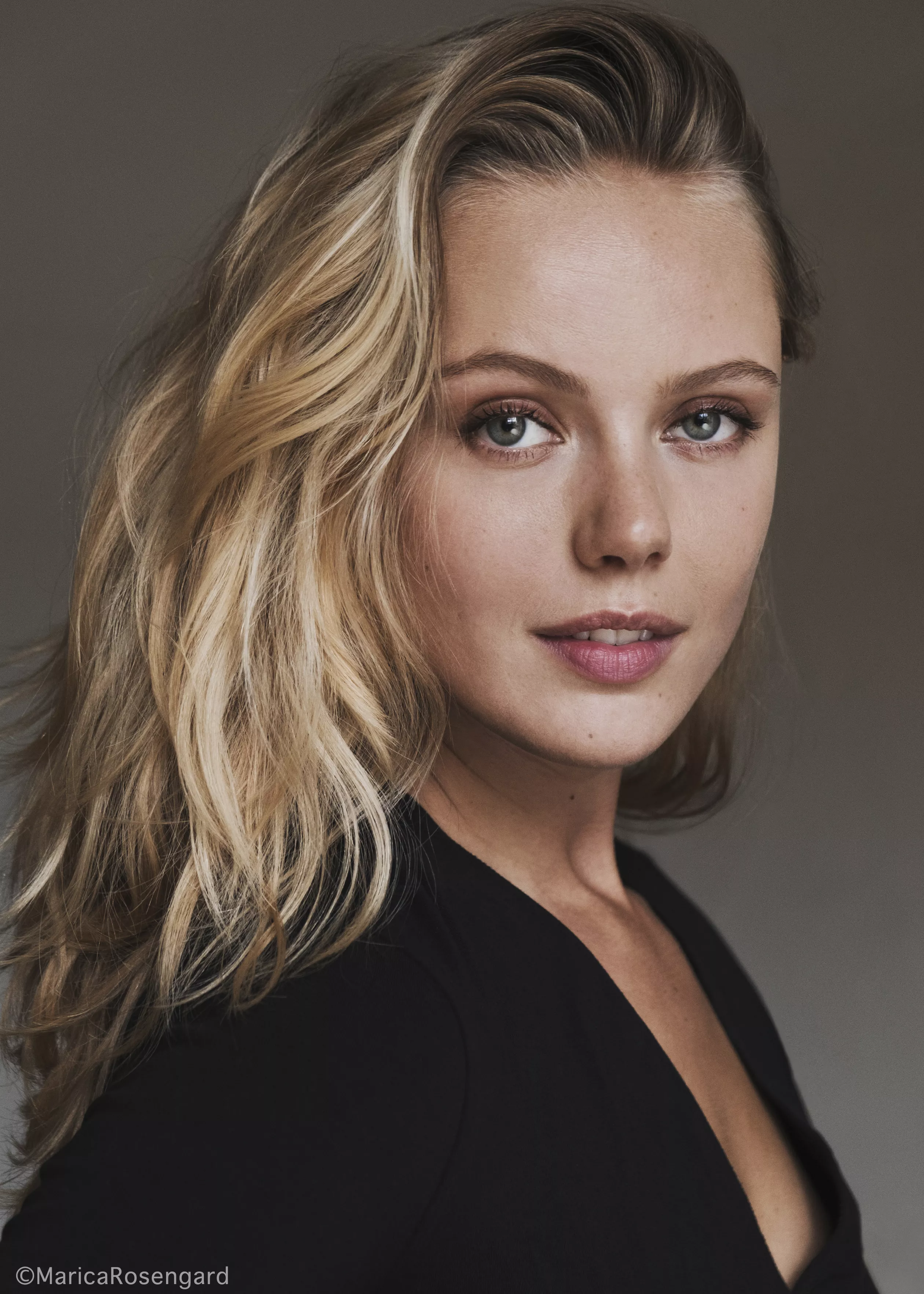 Frida Gustavsson. posted by FormerFruit