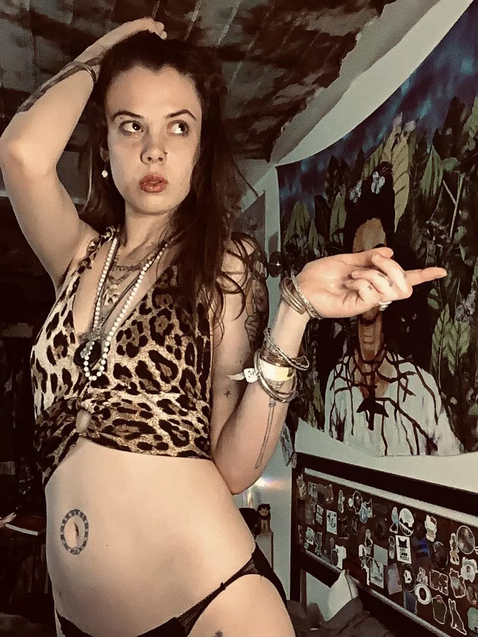 Friday is a special day for all the piggies, cucks n whores… it’s the one day where, just for a second, you get to pretend you aren’t completely useless and embarrassing! 🐷⛓😂 posted by GoddessOpheliaJones