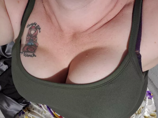 Friday night about to be free by FairelyWench