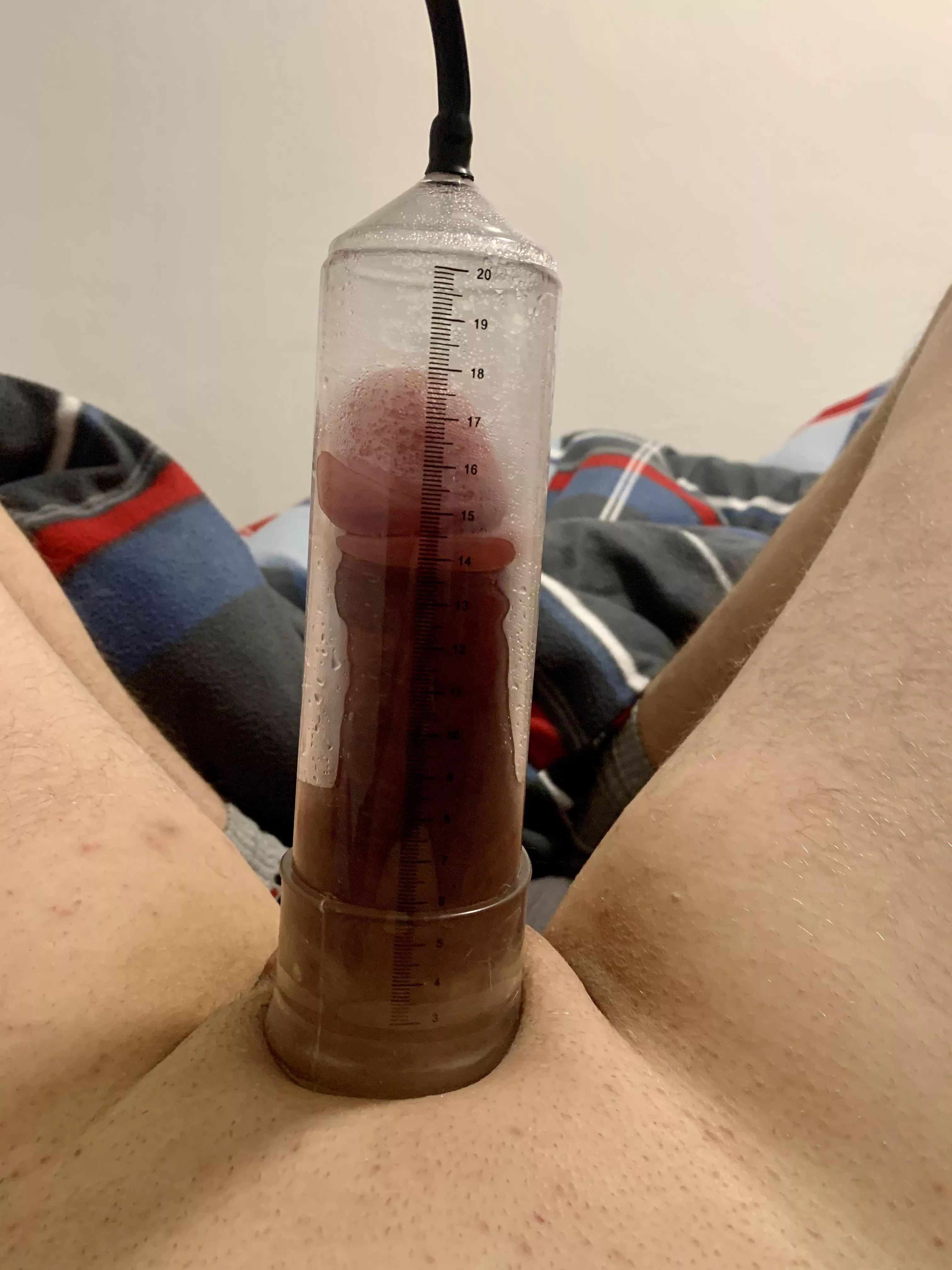 Friday pumping -I love it posted by Lo_cke7