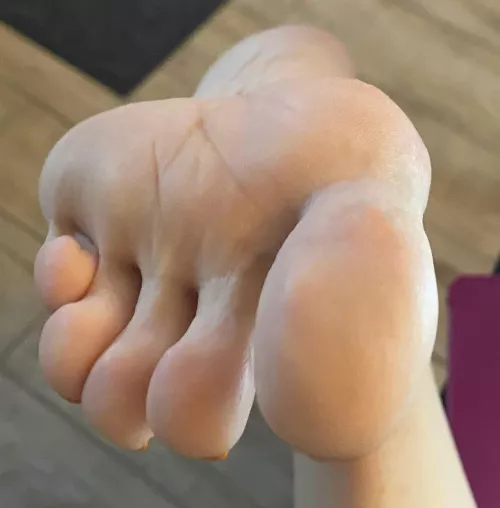 Friday Toe Day!! by toelove8131