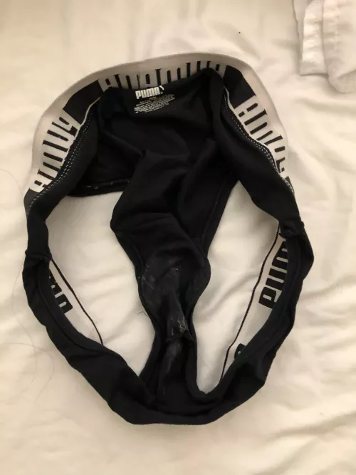 Friend and his gf wasnt home so I did a little digging. They smelled so good. Best believe I cummed in them before putting it back by throwawaytrib2525