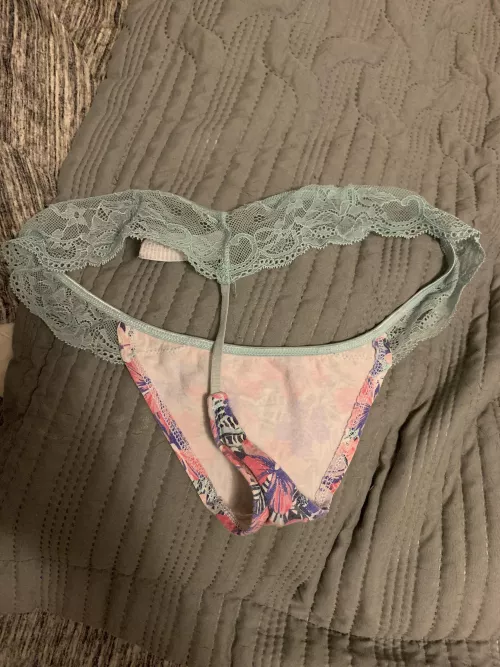 Friends thong I’ll be cumming on tonight. Along with her 34c bra. by emjay6721