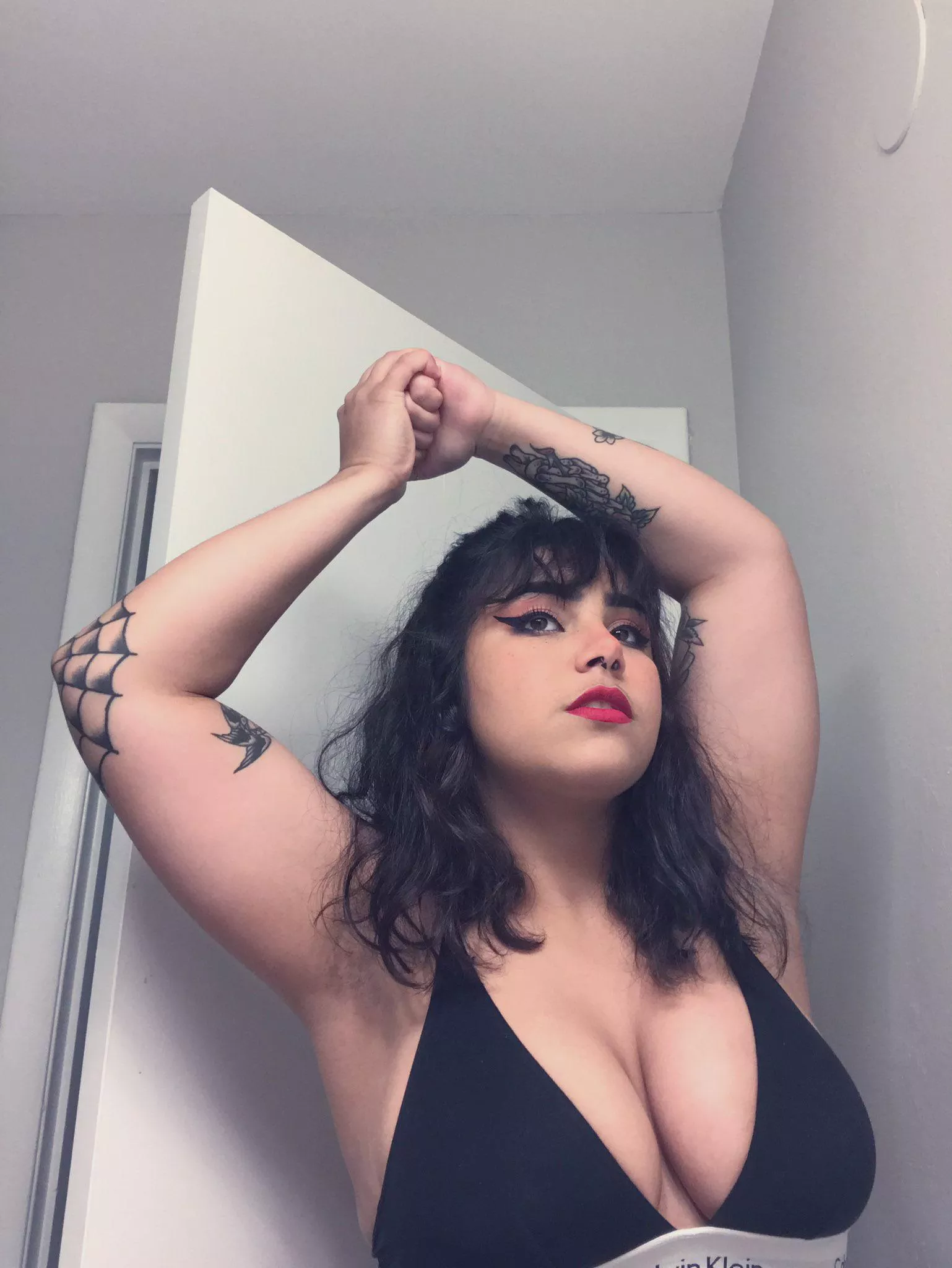 From a few weeks ago but I’m back babyyy 🥰 posted by 2h1pster4u