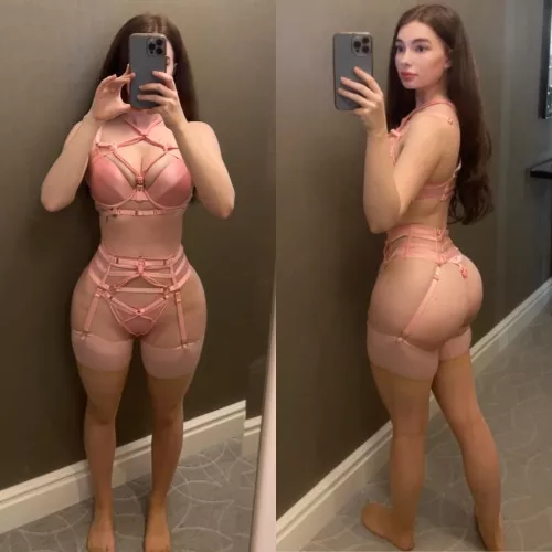 Front or back?? by realprettyangel