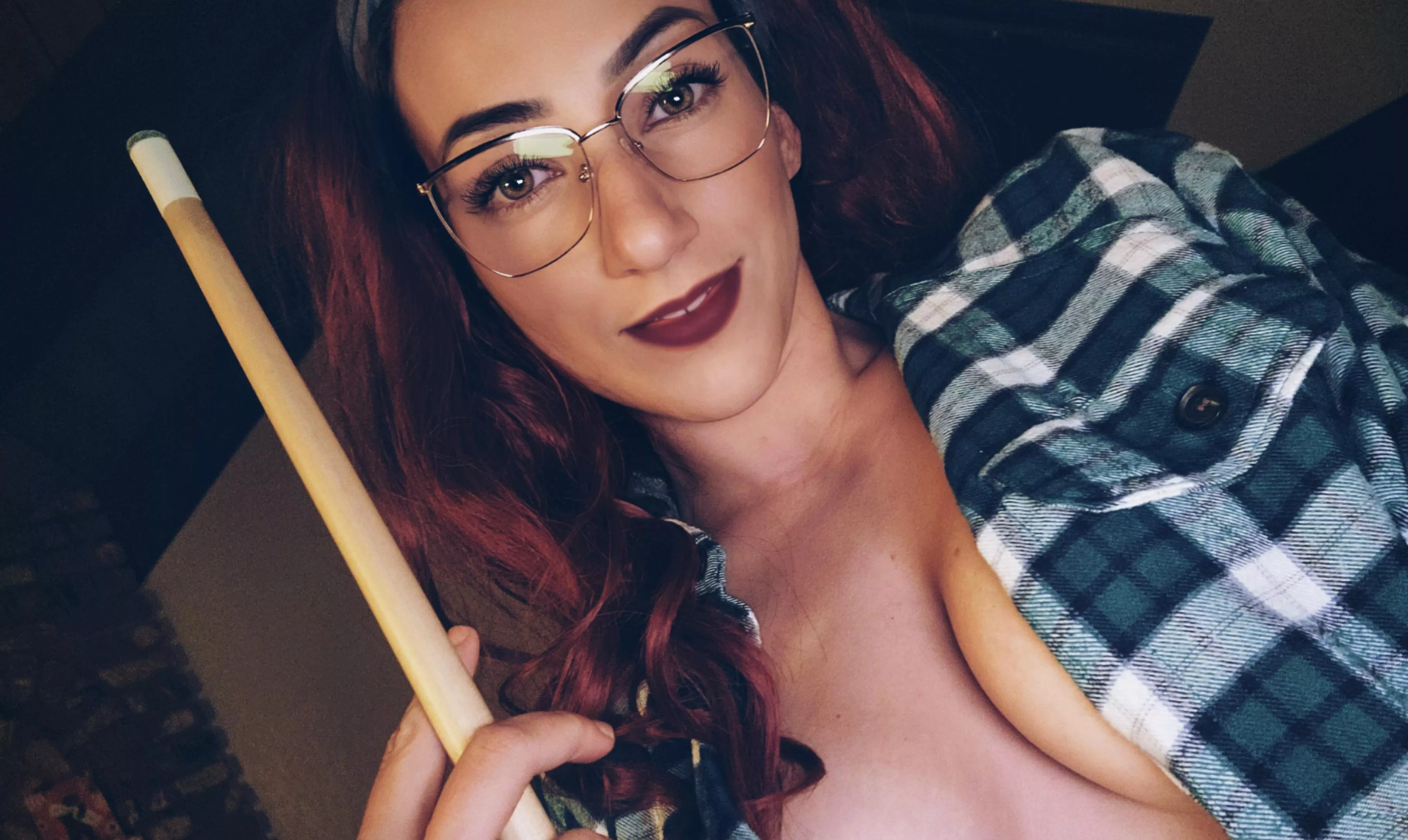 (f)s scientist, mom of 4, just trying to have a good time. want to play with me? posted by daphne_63