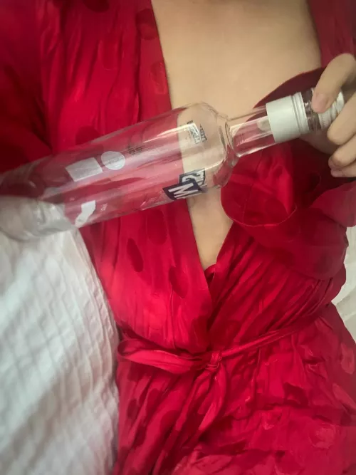 Fuck it I'm drunk. Who wants a nude? by summersun102