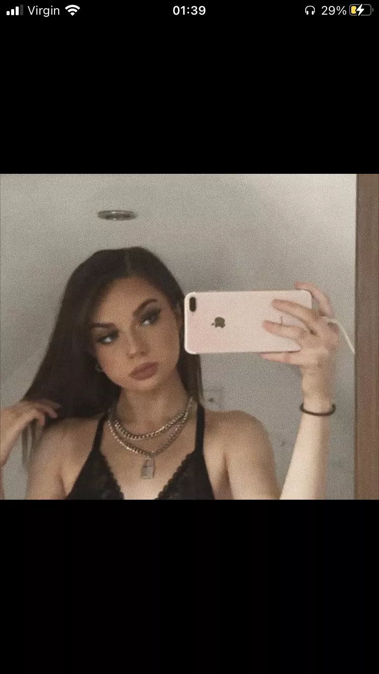 Fuck me eyes posted by Hornylad2000uk