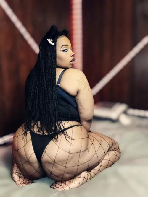 Fuck me through my fishnets? by marroonmercy