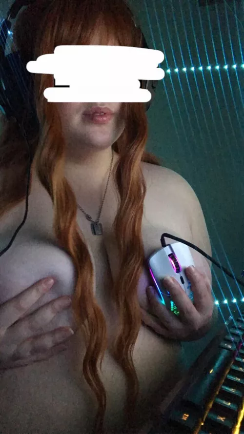 Fuck me while I play? by Wrenbabi