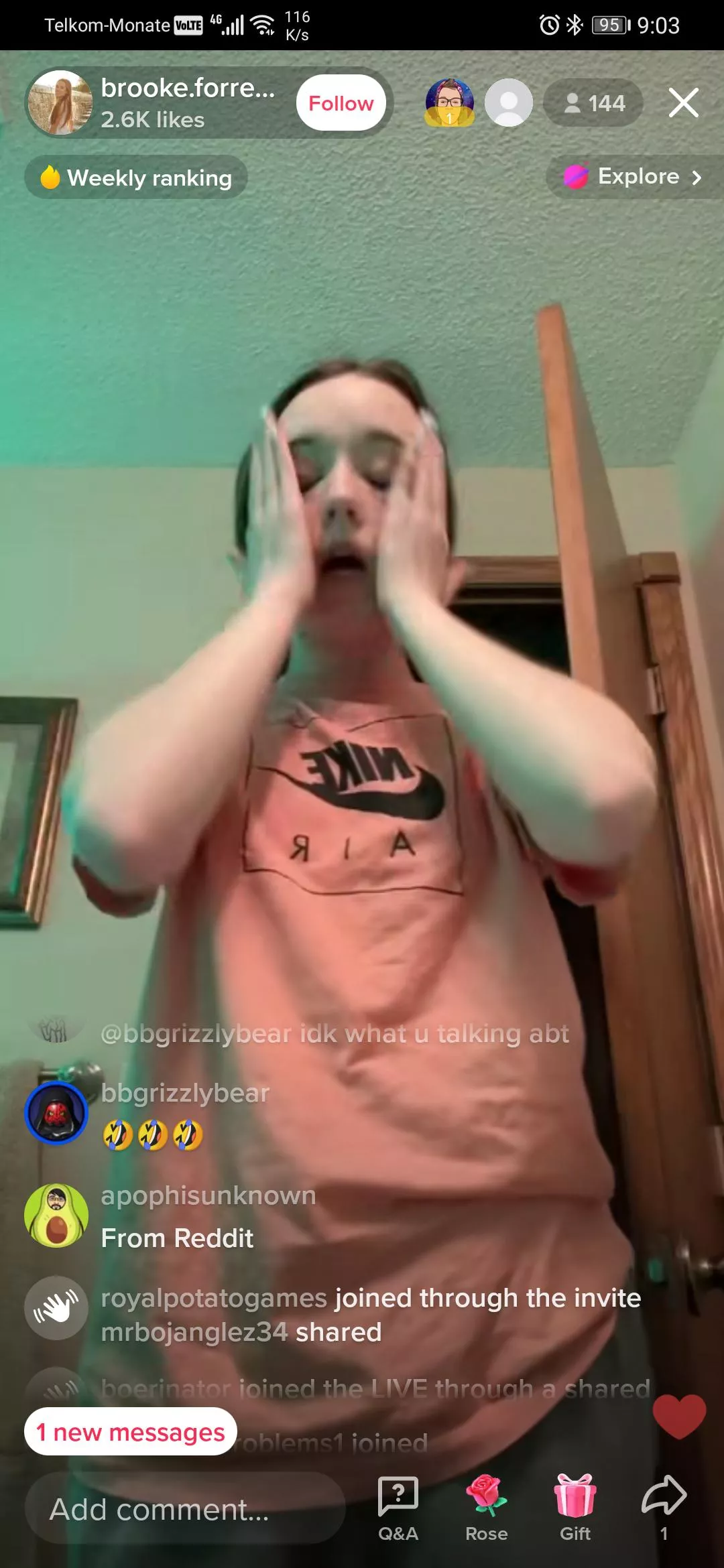 fucking idiot in comments posted by DeliusVDB14