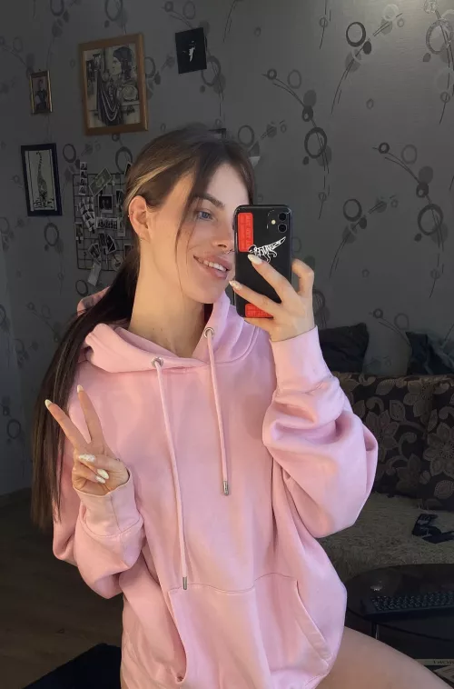 fucking with someone would be perfect, right now ,so are you free?🥰 by Elmer-Frank