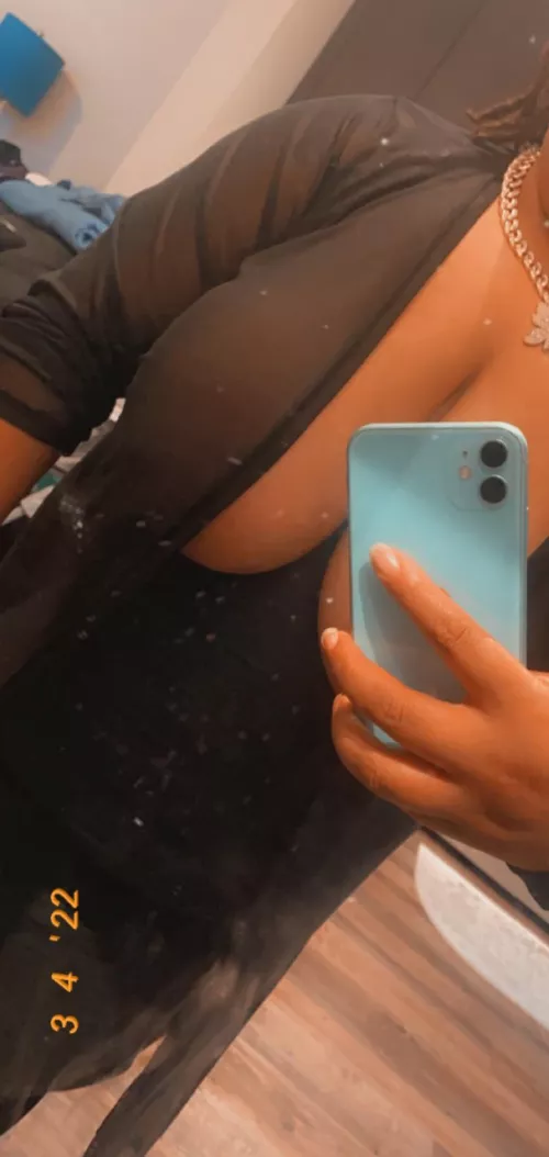 Full and heavy ✨🫣✨ by Goddesshoneybrie