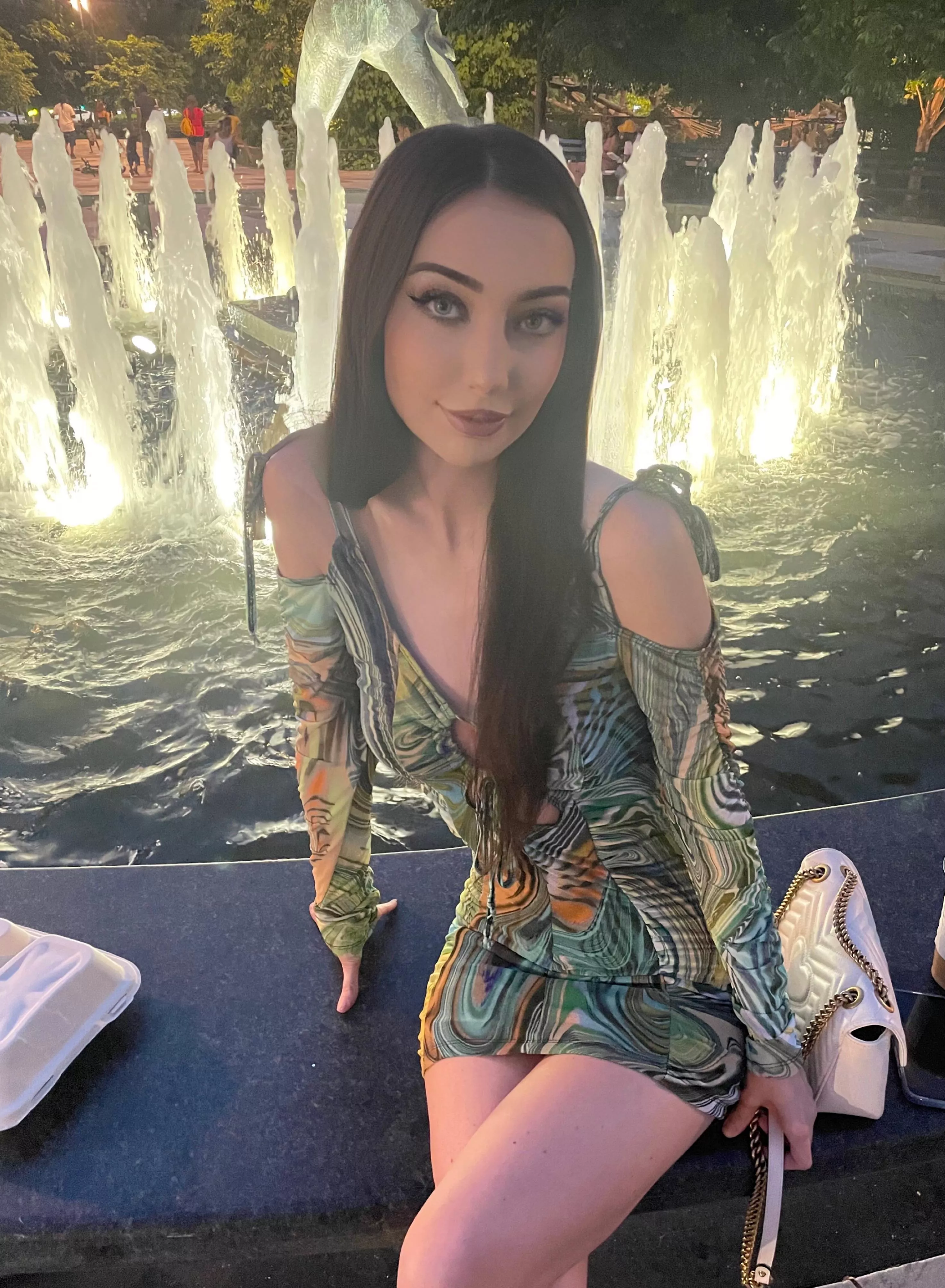 full face of makeup 🤍 posted by succubusmar