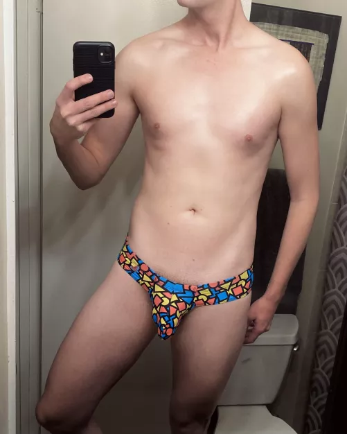 Fun and flirty by krustykrabchumbucket