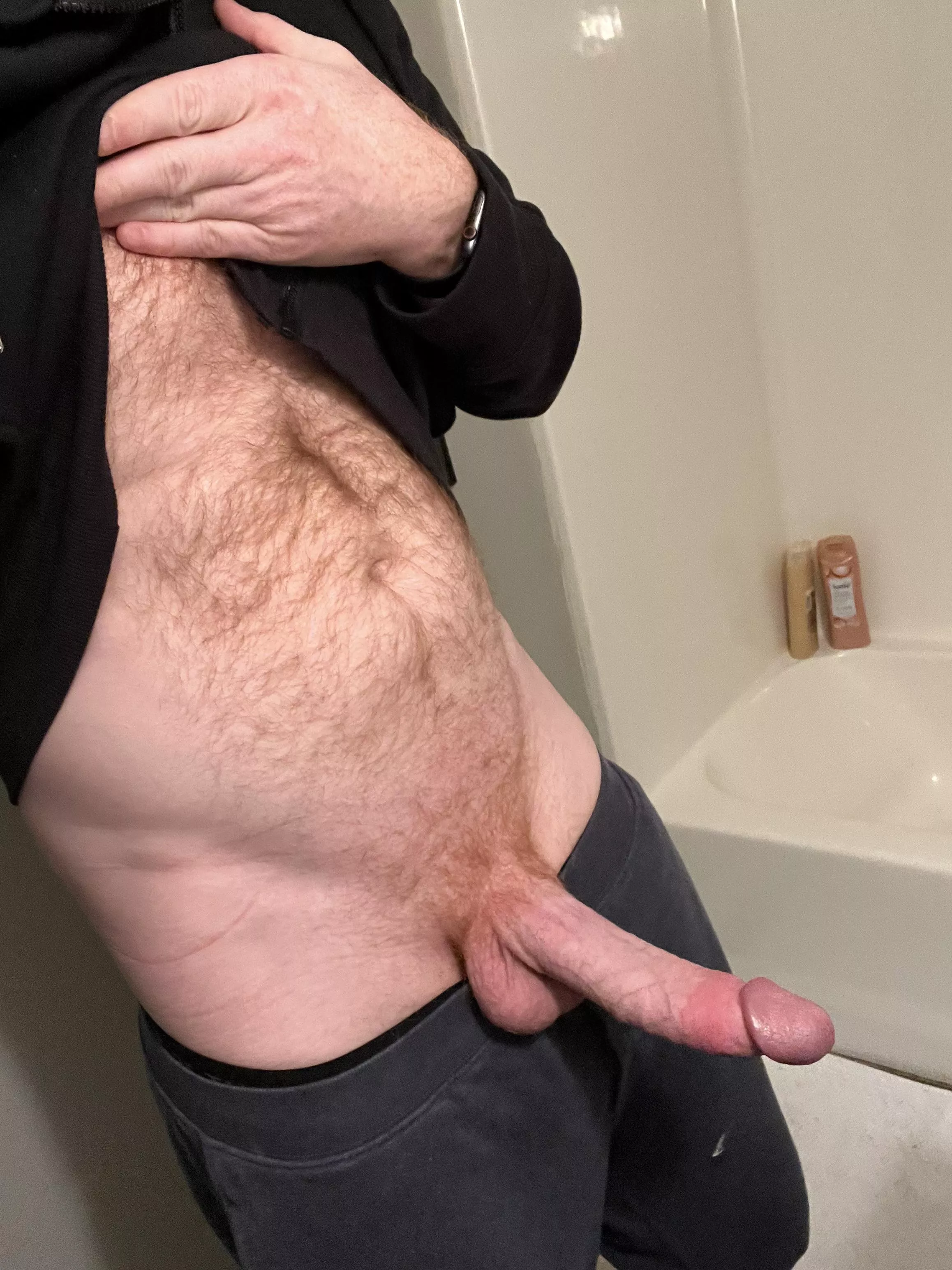 Furry Dad Bod 🤷‍♂️ posted by T800Skull