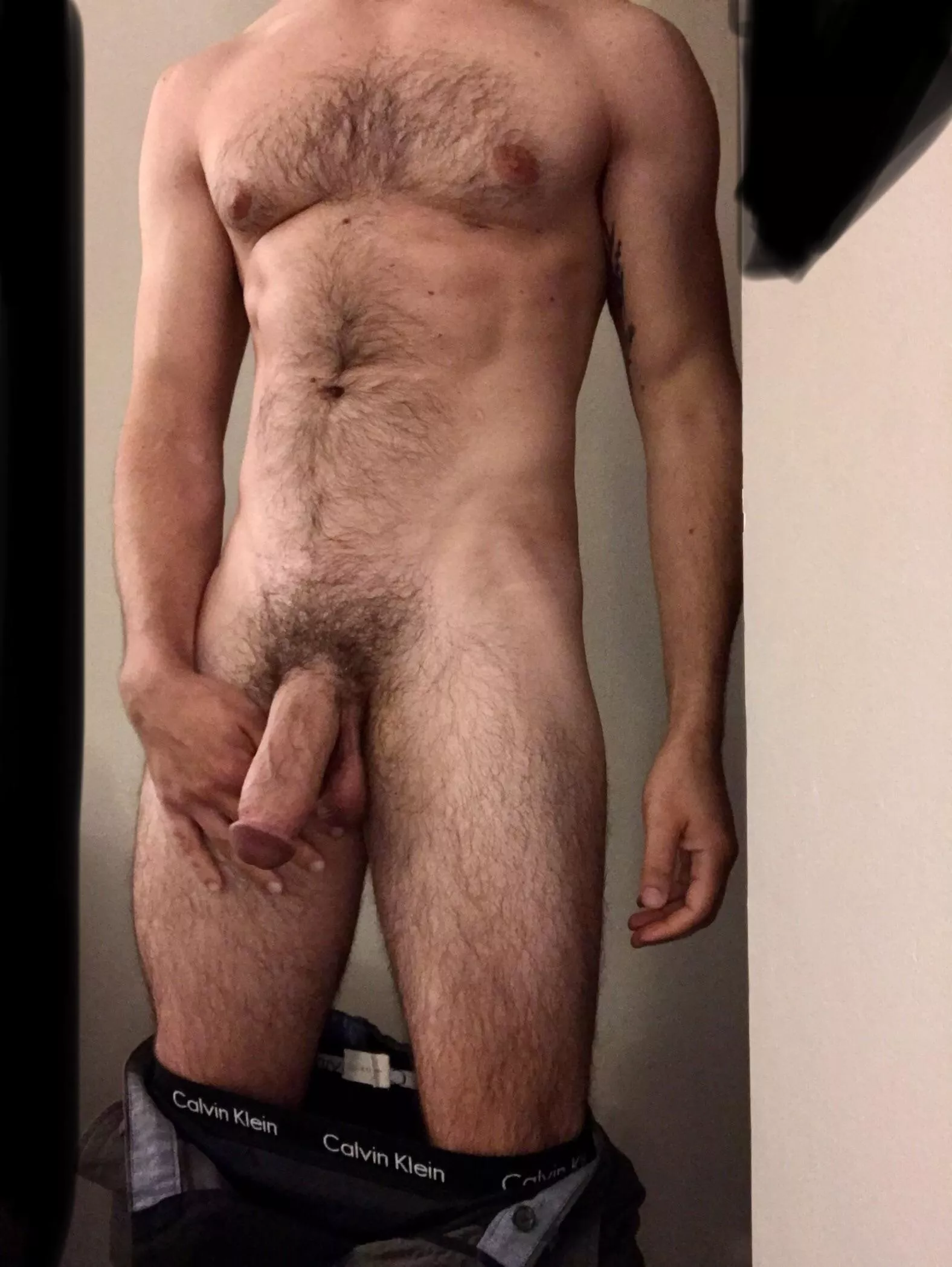 Furry snuggle bro 👋🏻 posted by buttersteakbro