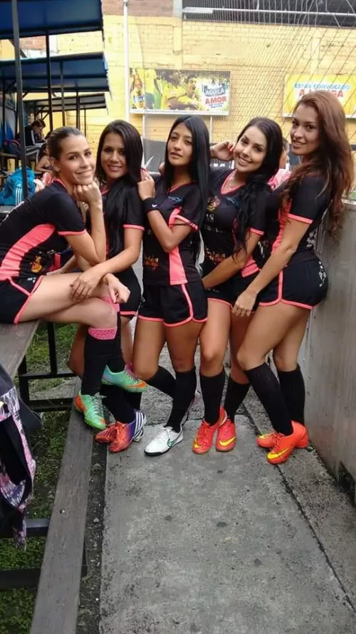 Futbol baddies by Chaturbater1