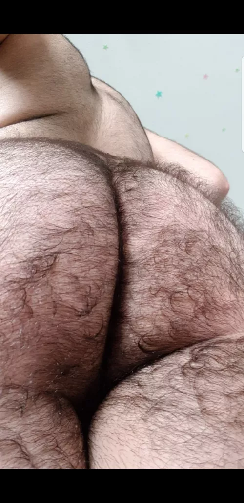 fuzzy 😩 by CoookieMonstur