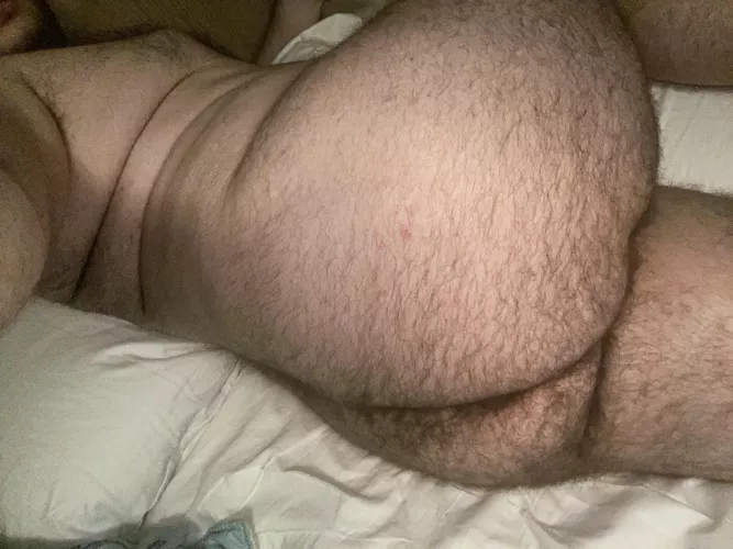 Fuzzy 🍑 by hollyveryjolly