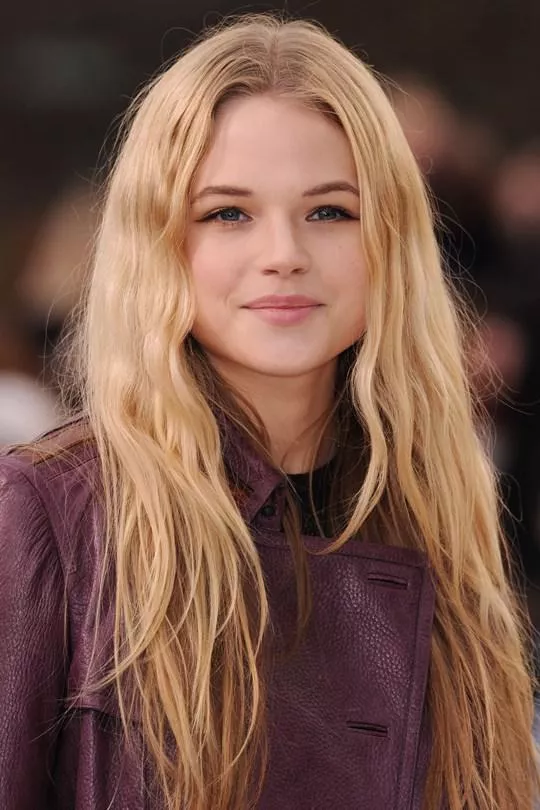 Gabriella Wilde posted by FormerFruit